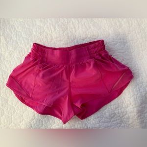 Lululemon Sonic Pink Low Rise Hotty Hot 2.5 Shorts
